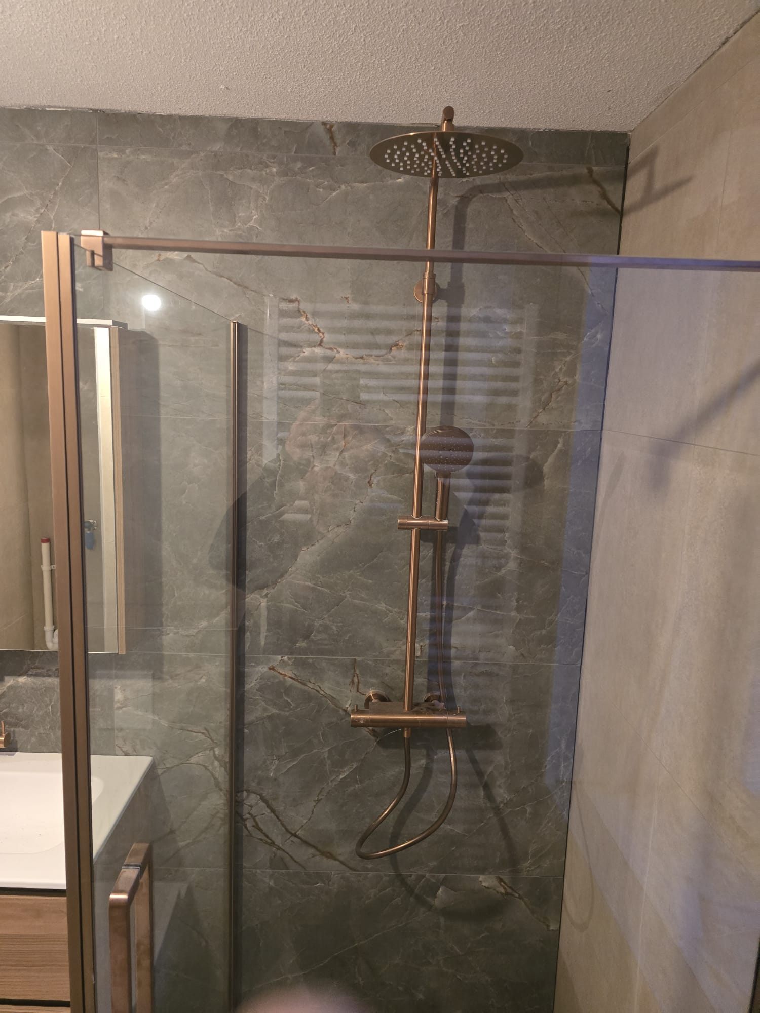 Complete badkamerrenovatie, beeld 2